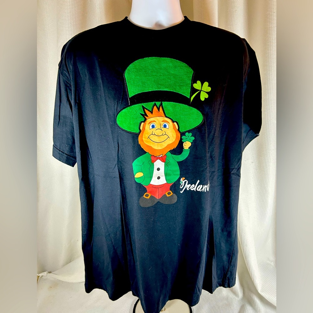Irish memories, black short sleeve with leprechaun on the front